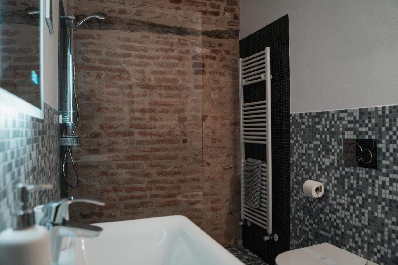Apartament Centro Storico Recinto Dei Nobili 2-Private Parking Asti Zewnętrze zdjęcie
